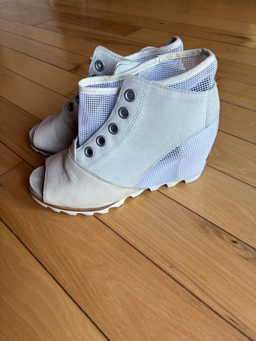 Sorel Joanie mesh wedge